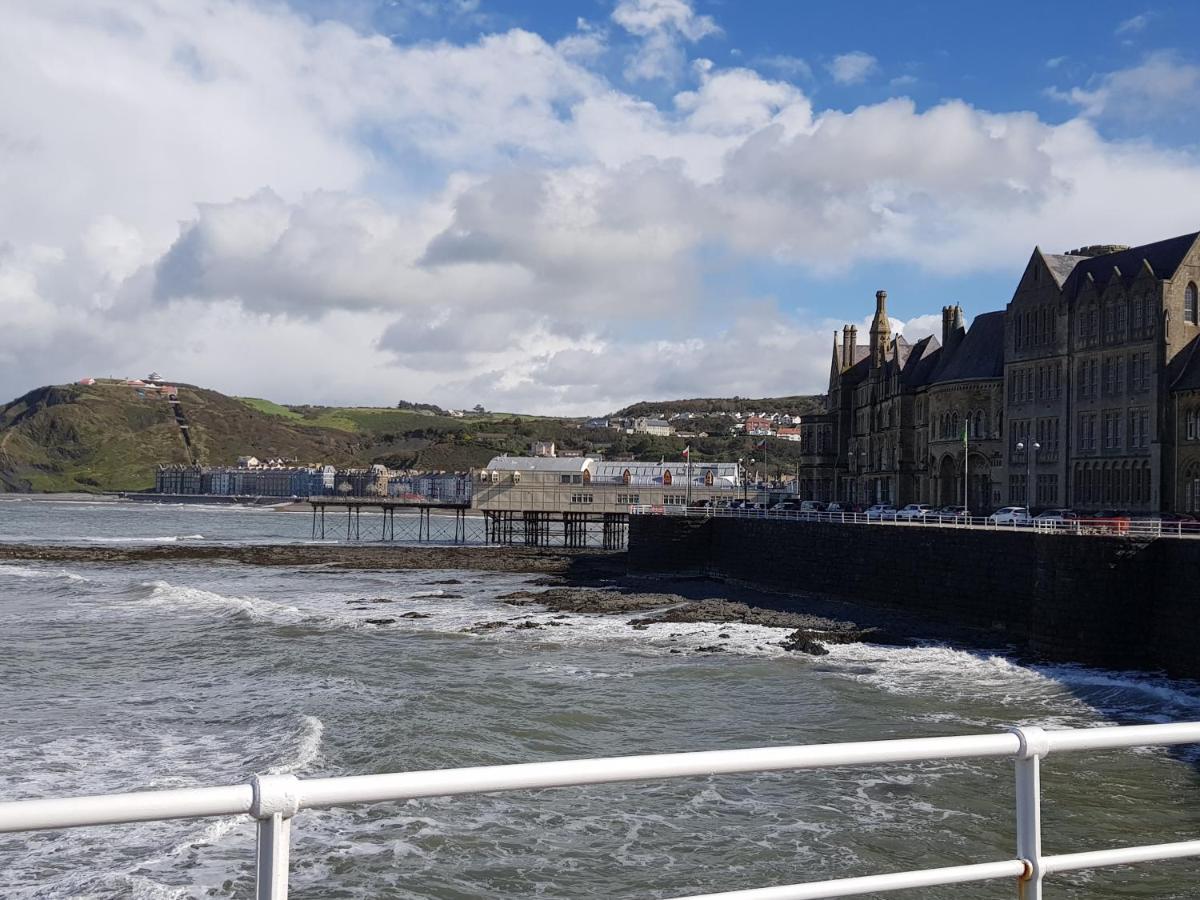 17 Bridge St, 3 Bedroom Flat Aberystwyth Exterior foto
